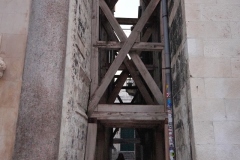 MIL00589